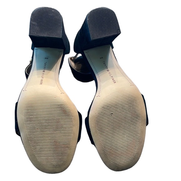 TOMMY HILFIGER  Sheerah Two-Piece Block-Heel Sandals size 9 - Picture 9 of 9